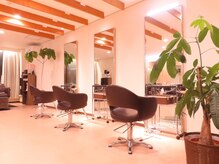 女性スタイリストのみのサロンです＊