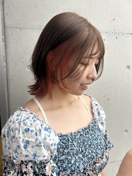 アチーブリス(achieve Liss) 大人可愛いショートウルフ小顔レイヤーカットインナーカラー