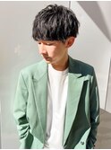 スパイキーショートブルーブラックフェザーパーマサーフカール