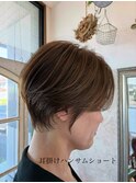 耳かけハンサムショート