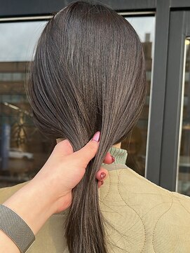 透明感ブラウンアッシュ/ストレート/髪質改善