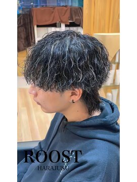 ルースト 原宿店(ROOST) MEN’S HAIR/波巻ツイストスパイラル/フェザーパーマ/眉毛/原宿
