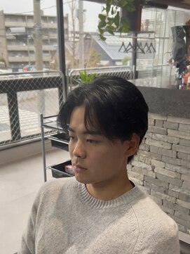 ブラック(BLACK) 毛流れセンターパート