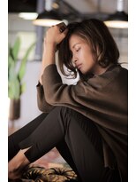 エルデ ナインズ ヘアー スタンド 川口店(elde 9's HAIR STAND)&nbsp;T.オン眉&デザインカラーの切りっぱなしボブ風マッシュウルフ