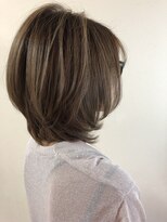 クルーブラン(CouLeur blanc) おとな女子のショートウルフ！