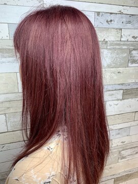 サラ キョウゴク トウキョウ(SALA KYOGOKU TOKYO) これ以上ない可愛さを引き立てる。気分をあげるハイデザイン。