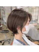 ネウィ 川崎(newi)&nbsp;大人可愛い20代30代40代小顔魅せワンサイドショートボブ前下がり