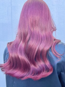 カリーナコークス 原宿 渋谷(Carina COKETH) ダブルカラー/ピンク/ケアブリーチ/インナーカラー/ウルフカット