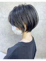 アヴァロン(AVALON) 30代/40代/50代小顔前下がりショートボブ【中村】