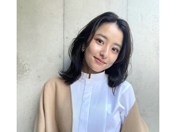 THREE【スリー】