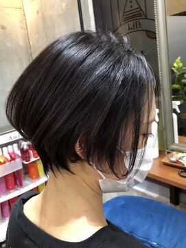 ロダット 横浜(LODAT by little) ショートボブ×シークレットハイライト【LODAT横浜】