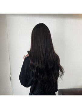 レヴェリー(REVERIE) #コリアンブラック#艶髪#ロング