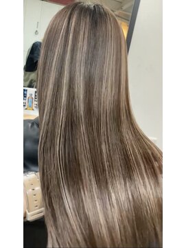 ラフ 難波店(LAFF) #黒髪#ボブルフ#ネビージュ#小顔#ワンレン