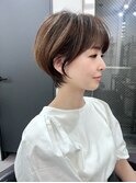 耳掛けで印象の変わるショート【岡村大介】