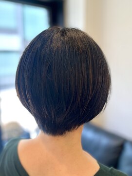 ラバーゼ(La'Base) ショートボブ