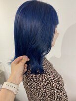 ウプヘアサロン&nbsp;ネイビーブルーカラー@岡田華子