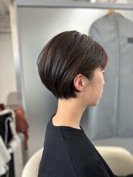 リクラウドヘアアパートメント(re:cloud hair apartment) ミニボブ　ショートボブ　白髪ぼかしハイライト