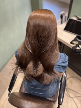ユーフォリア 銀座本店(Euphoria) Mako マロンベージュ　透明感　ブリーチなし　ヘアカラー