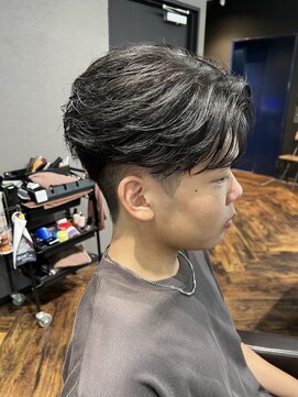 スキル(SKILL) 【SKILL】メンズ/ブリーチ/眉毛/パーマ/フェザーパーマ/