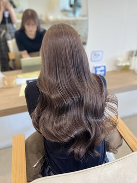 アッシュグレー　グレージュ　暗髪