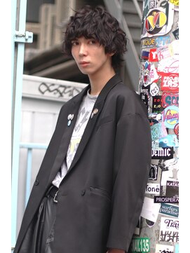 ブークル(boucle) メンズミウルフ/カーリーパーマ/ウルフ/メンズミディアム