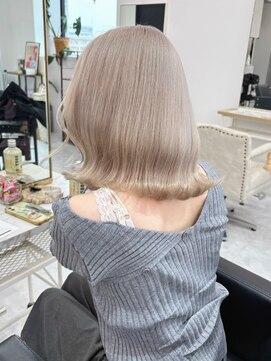 リル 溝の口(LiL) グレージュカラー/溝の口/ブリーチ/ダブルカラー/レイヤーカット