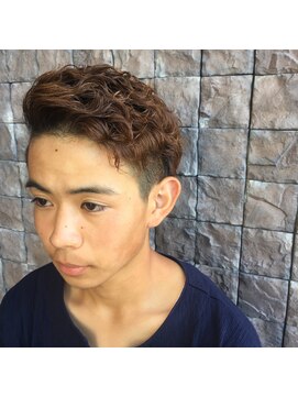 カットバンク(CUT BANK) デザインパーマ