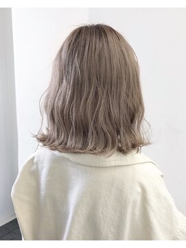 アライブ キチジョウジ(ALIVE Kichijoji) 【ALIVE吉祥寺】ミルクベージュ シースルーカラー