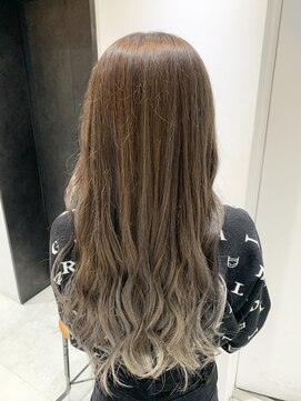 フェリア 渋谷(Feria) 【filo by Feria】透明感スタイル