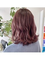 エルフ(elf)&nbsp;切りっぱなしボブ×ピンクベージュ