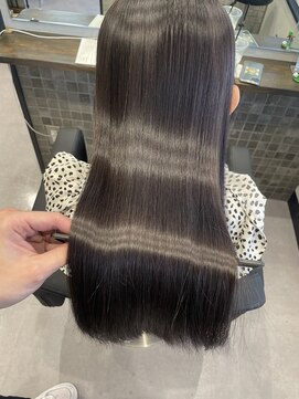 アビー(A.B.I) 美髪ストレート