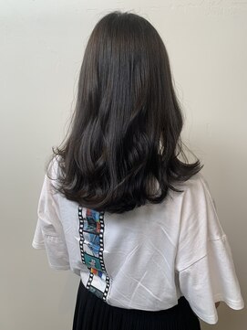 グロウ 丸の内(GLOW) グレージュシルバーグレーアッシュ顔周り2wayバング韓国風髪甲府