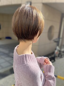 アルトル 池袋(altru) 大人かわいい襟足がキュッとするショートボブ耳かけ
