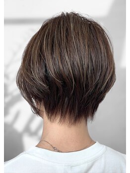 フェリシータ ミューズ(FELICITA musse)の写真/お客様が自信を持って美しい髪を楽しむことができ若々しく魅力的に見せつつ髪の健康を最優先に考えます！