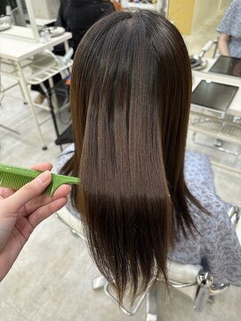 ディジョン(Dijon) 韓国顔まわりレイヤーカットグレージュオリーブベージュブラウン