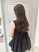 ヨーク(YOKE)&nbsp;YOKE ダブルカラーミルクティーアッシュベージュ艶ロング