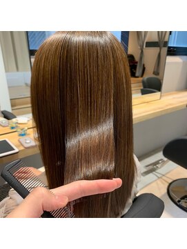 オペラバイジーナ(OPERA by ZINA) 柔らか縮毛矯正