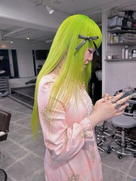 キコエル 三軒茶屋(kikoeru) ネオングリーンカラー