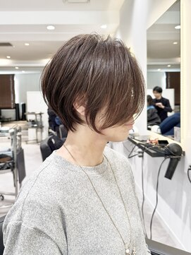 バンプ ギンザ(BUMP GINZA) 30代/40代/50代◎絶壁解消/白髪ぼかし/大人小顔ショート【湯本】