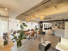 エルサリー(ELLE&SALLY)の雰囲気（カフェ風のゆったりした店内☆ゆっくりくつろいでいただけます）