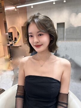 グロー オオミヤ アネックス 大宮(GLROW OMIYA ANNEX) ♪韓国ボブ　レイヤー　ウルフ　縮毛矯正　ダブルカラー