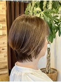 ショートボブ