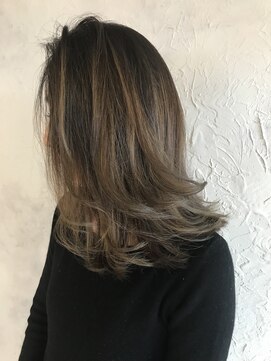 ヘアスタジオニコ(hair studio nico...) バレイヤージュ