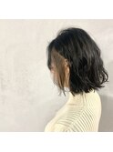 #片耳インナーボブ