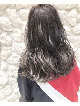 モアナ バイ ヘッドライト 沖縄東崎店(Moana by HEADLIGHT) グラデーションカラー#デザインカラー#グレーアッシュ