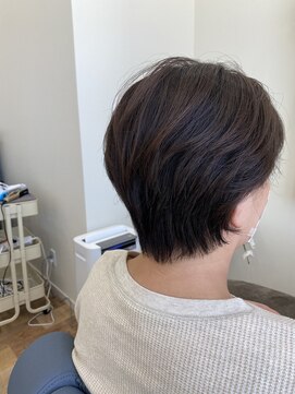 バトンヘアーデザイン(BATON) ショート