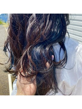 ウィーブリスタ(Weve Rista) 20代30代ネイビーブラックのインナーカラー【ブルーグレージュ】