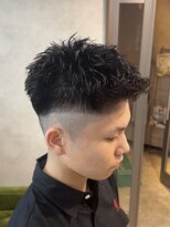 メル(mell)&nbsp;フェードスタイル × ツイストピンパーマ