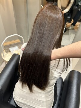 エルピス 中央林間店(elpis) お白髪に合わせた縮毛矯正、髪質改善