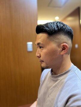 ヘアモード キクチ 銀座店 銀座 理容室 大人バーバースタイル スキンフェード